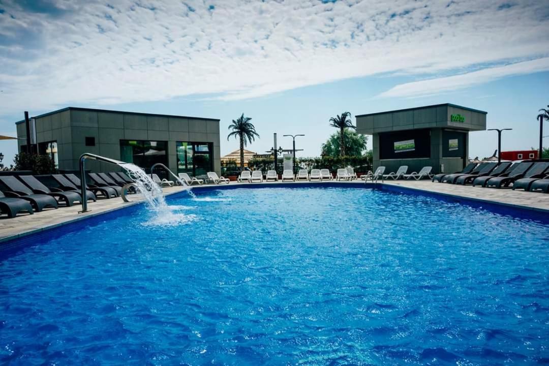 Dragomir Apartments Alezzi 1 Năvodari Exteriér fotografie